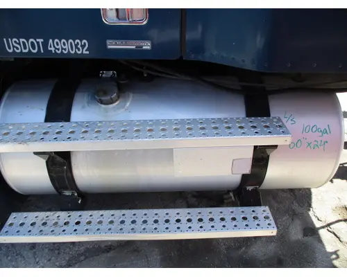 FREIGHTLINER COLUMBIA 120 FUEL TANK