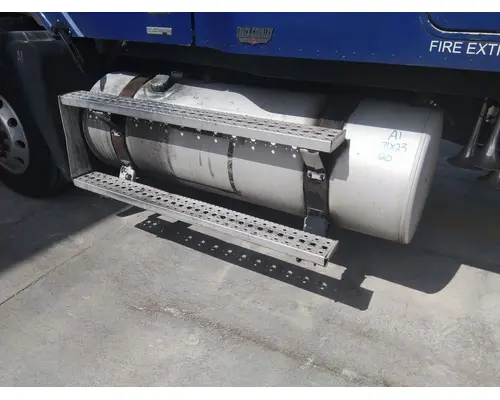 FREIGHTLINER COLUMBIA 120 FUEL TANK