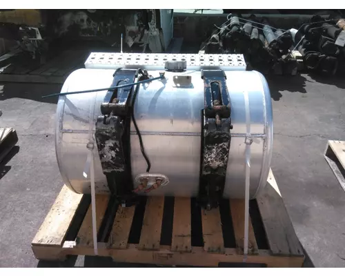 FREIGHTLINER COLUMBIA 120 FUEL TANK