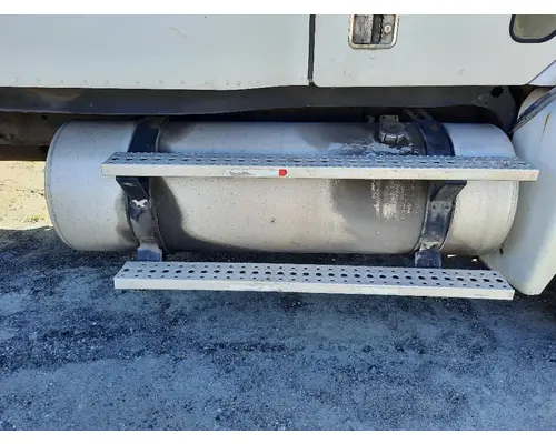 FREIGHTLINER COLUMBIA 120 FUEL TANK