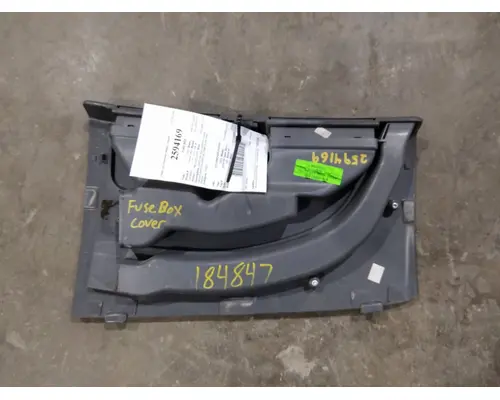 FREIGHTLINER COLUMBIA 120 FUSE BOX