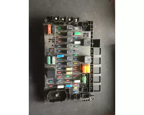 FREIGHTLINER COLUMBIA 120 FUSE BOX OEM# A06-40944-000 in Easton, MD # ...