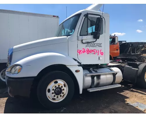 FREIGHTLINER COLUMBIA 120 Fender Extension