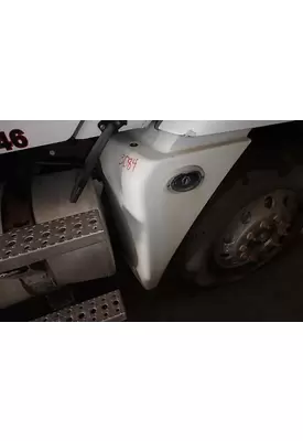 FREIGHTLINER COLUMBIA 120 Fender Extension