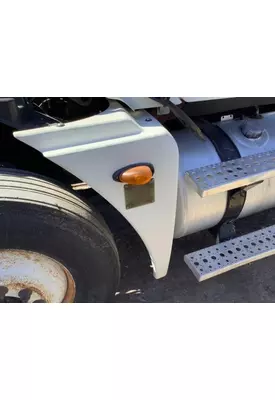 FREIGHTLINER COLUMBIA 120 Fender Extension