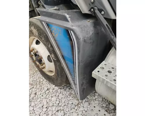 FREIGHTLINER COLUMBIA 120 Fender Extension