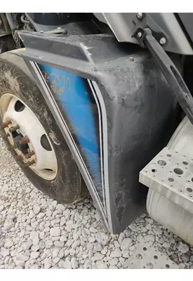 FREIGHTLINER COLUMBIA 120 Fender Extension