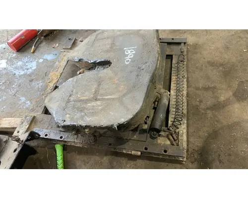 FREIGHTLINER COLUMBIA 120 Fifth Wheel