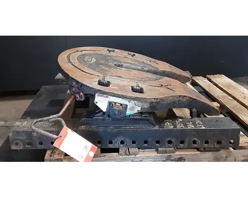 FREIGHTLINER COLUMBIA 120 Fifth Wheel