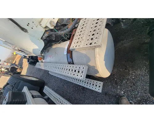 FREIGHTLINER COLUMBIA 120 Fuel Tank