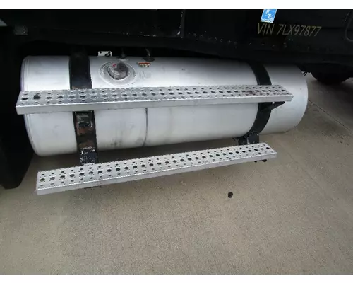 FREIGHTLINER COLUMBIA 120 Fuel Tank