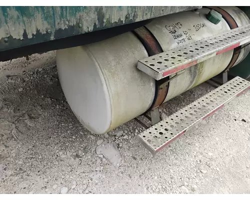 FREIGHTLINER COLUMBIA 120 Fuel Tank
