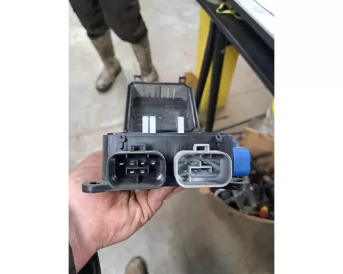 FREIGHTLINER COLUMBIA 120 Fuse Box