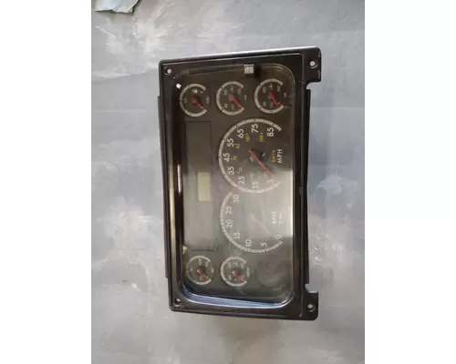 FREIGHTLINER COLUMBIA 120 GAUGE CLUSTER