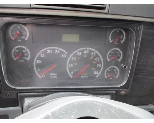 FREIGHTLINER COLUMBIA 120 GAUGE CLUSTER