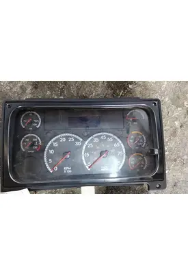 FREIGHTLINER COLUMBIA 120 GAUGE CLUSTER