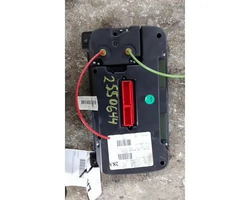 FREIGHTLINER COLUMBIA 120 GAUGE CLUSTER