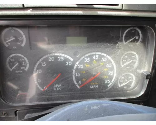 FREIGHTLINER COLUMBIA 120 GAUGE CLUSTER