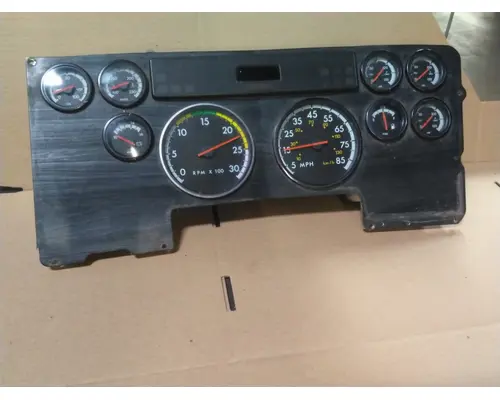 FREIGHTLINER COLUMBIA 120 GAUGE CLUSTER