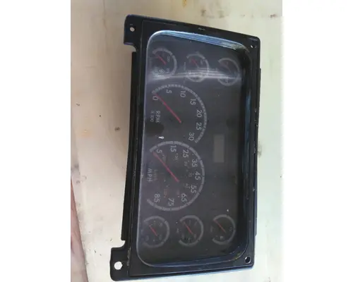 FREIGHTLINER COLUMBIA 120 GAUGE CLUSTER