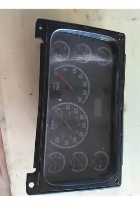 FREIGHTLINER COLUMBIA 120 GAUGE CLUSTER