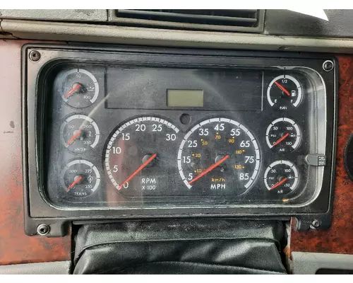 FREIGHTLINER COLUMBIA 120 GAUGE CLUSTER