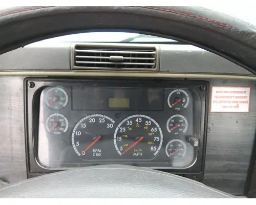FREIGHTLINER COLUMBIA 120 GAUGE CLUSTER