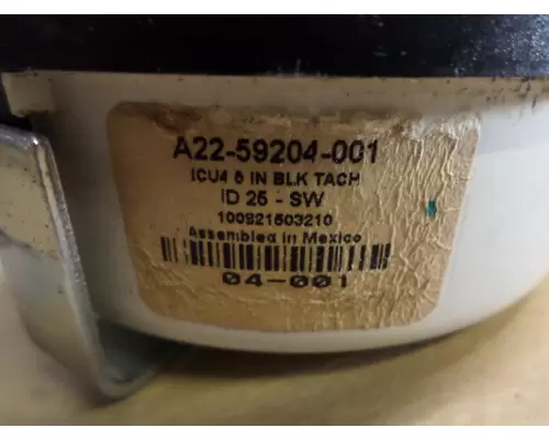 FREIGHTLINER COLUMBIA 120 GAUGE TACHOMETER