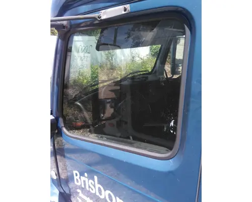 FREIGHTLINER COLUMBIA 120 GLASS, DOOR, FRONT