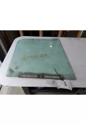 FREIGHTLINER COLUMBIA 120 GLASS, DOOR, FRONT