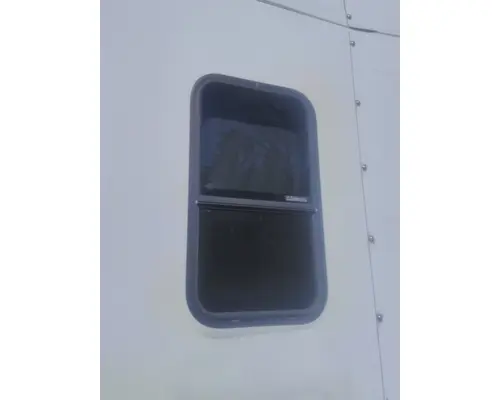 FREIGHTLINER COLUMBIA 120 GLASS, SLEEPER