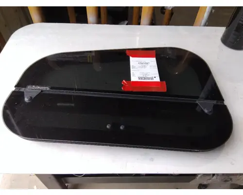 FREIGHTLINER COLUMBIA 120 GLASS, SLEEPER