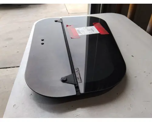 FREIGHTLINER COLUMBIA 120 GLASS, SLEEPER