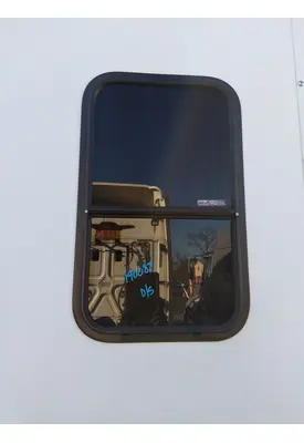 FREIGHTLINER COLUMBIA 120 GLASS, SLEEPER