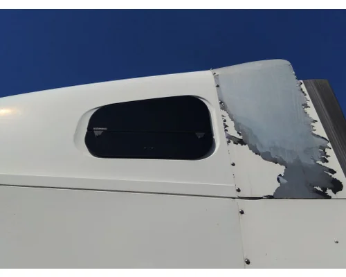 FREIGHTLINER COLUMBIA 120 GLASS, SLEEPER