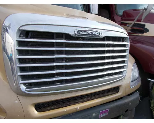 FREIGHTLINER COLUMBIA 120 GRILLE