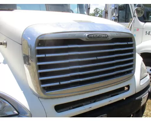 FREIGHTLINER COLUMBIA 120 GRILLE