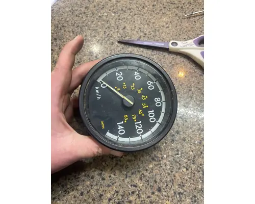 FREIGHTLINER COLUMBIA 120 Gauges (all)