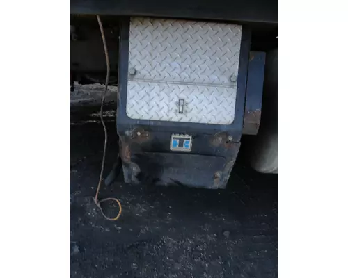 FREIGHTLINER COLUMBIA 120 Generator Set