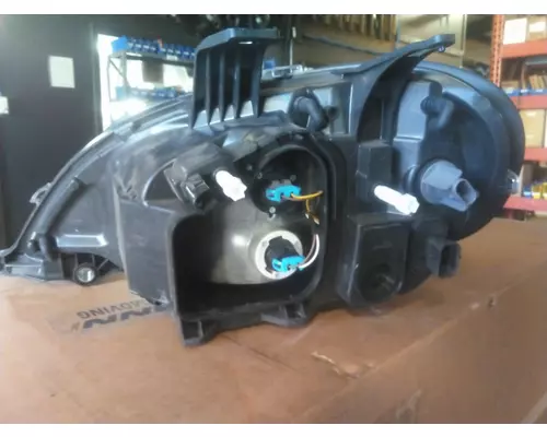 FREIGHTLINER COLUMBIA 120 HEADLAMP ASSEMBLY