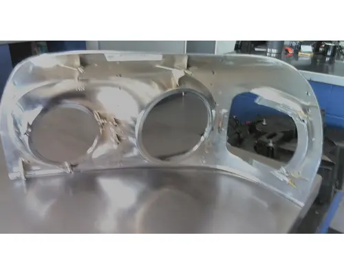 FREIGHTLINER COLUMBIA 120 HEADLAMP BEZEL