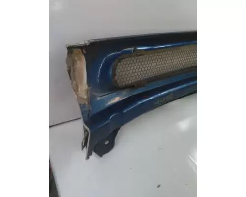 FREIGHTLINER COLUMBIA 120 HOOD, SECTION