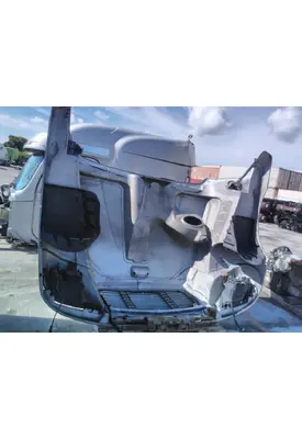 FREIGHTLINER COLUMBIA 120 HOOD