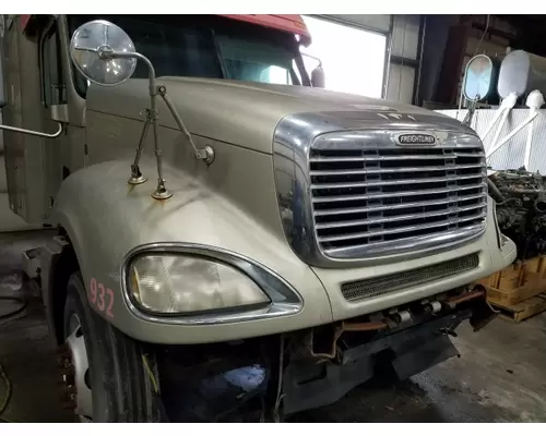 FREIGHTLINER COLUMBIA 120 HOOD