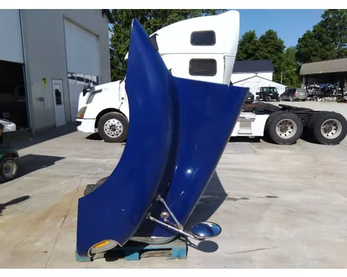 FREIGHTLINER COLUMBIA 120 HOOD