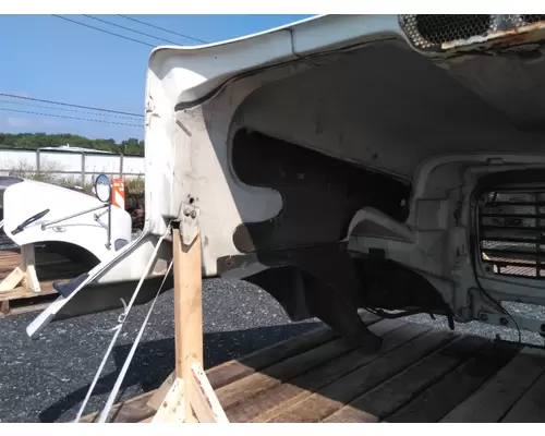 FREIGHTLINER COLUMBIA 120 HOOD