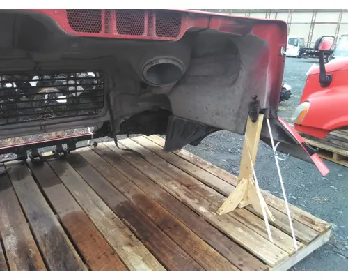 FREIGHTLINER COLUMBIA 120 HOOD