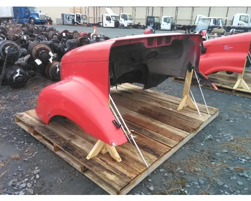 FREIGHTLINER COLUMBIA 120 HOOD