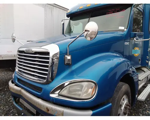 FREIGHTLINER COLUMBIA 120 HOOD