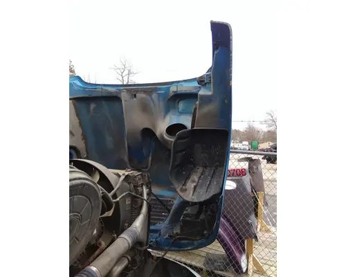 FREIGHTLINER COLUMBIA 120 HOOD